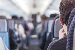 airplane-business-man-527-825x550